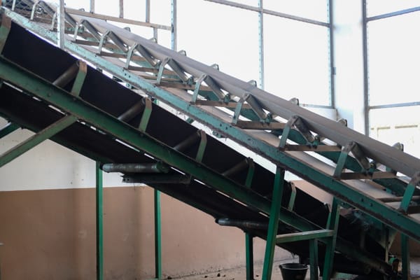 Cómo se fabrican canaletas galvanizadas: proceso paso a paso