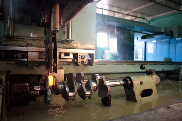 Cómo se fabrican carrocerías de metal: proceso y materiales