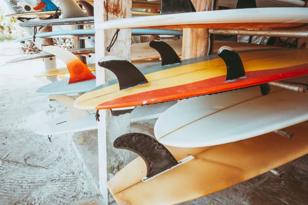 Cómo se fabrican tablas de surf: el proceso completo
