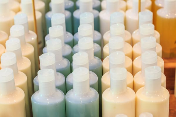 Fabricación de shampoo: Cómo se hace para cabello