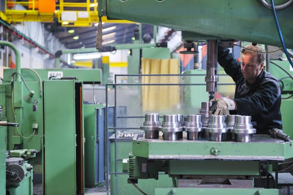 Guía Definitiva para Diseñar Moldes y Troqueles con Siemens NX