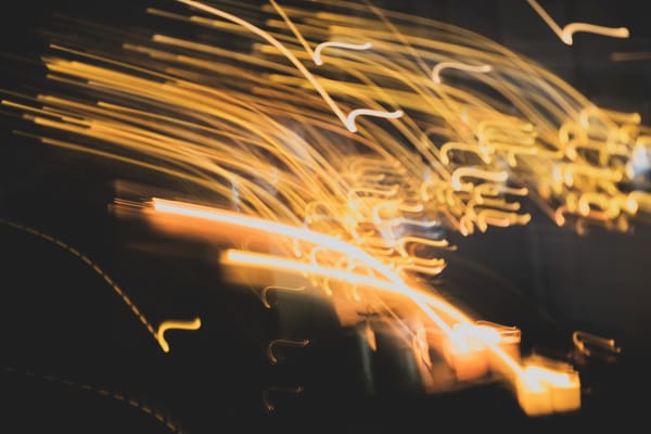 Guía Completa de Spark AR: Dominando el Diseño de Efectos de Realidad Aumentada en Redes Sociales