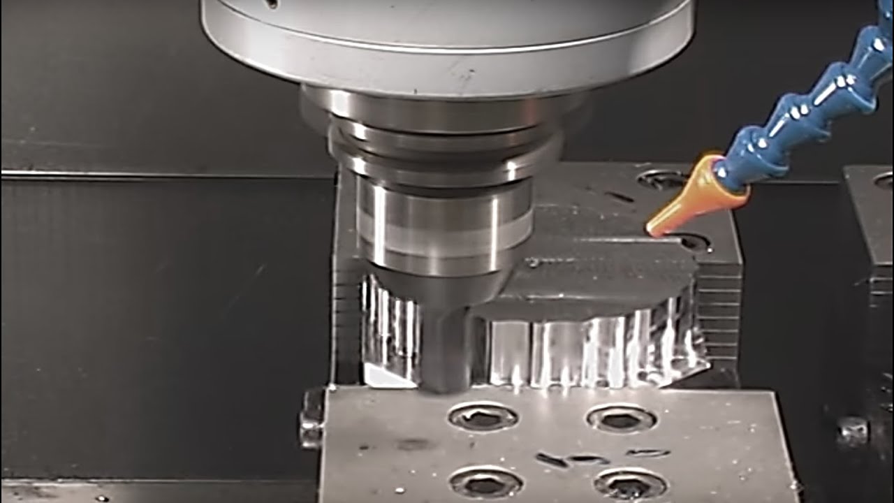 Fresado-CNC-Innovaciones-y-Tecnicas-en-la-Remocion-de-Material-en-la-Fabricacion-Industrial